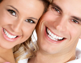 8 hábitos para ter dentes mais brancos