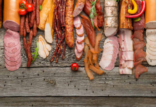 Carne processada faz mal mesmo? - Créditos: WhiteYura/Shutterstock