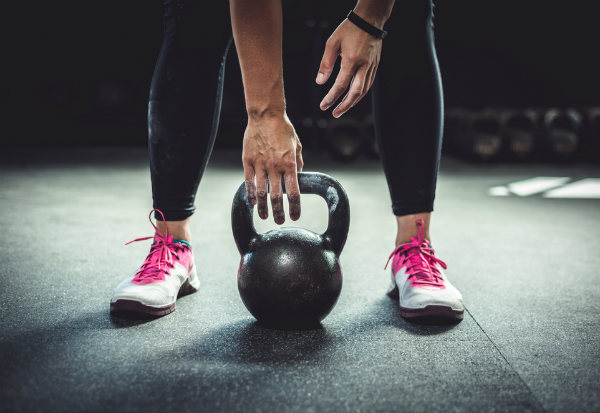 Como fazer exercícios aeróbicos sem prejudicar o ganho de massa muscular? -  03/11/2022 - UOL VivaBem