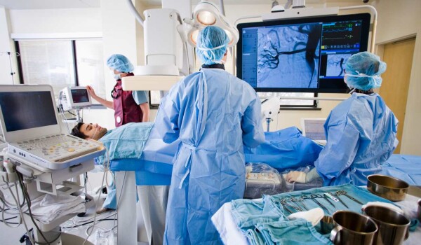 Angioplastia é um procedimento para tratamento de vasos