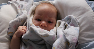 Sono do bebê: Colchão macio demais causa 70% dos sufocamentos 