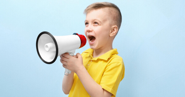 Voz rouca em crianças é normal?