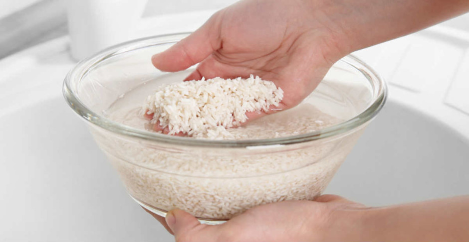 Lavando o arroz
