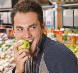 Entenda como as frutas ajudam na digestão