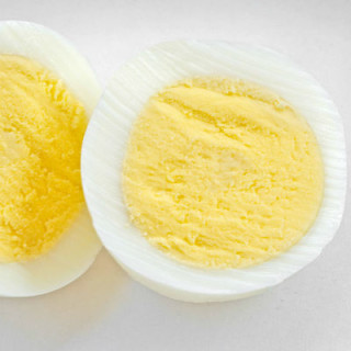 A albumina é derivada da clara do ovo - Foto: Getty Images