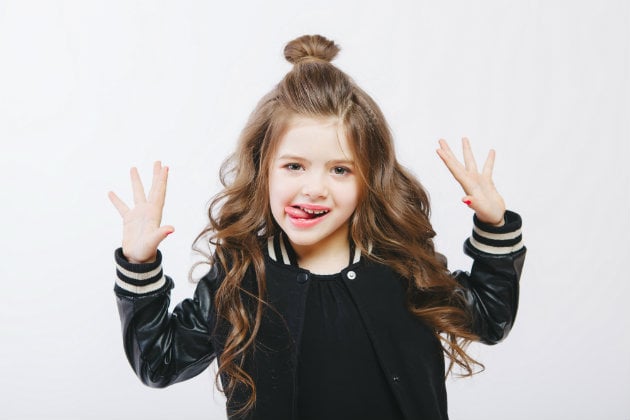 Penteado Infantil fácil com cabelo meio preso para festa e