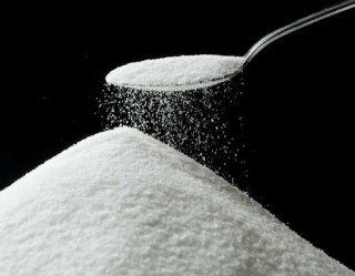 Entenda a relação entre açúcar e depressão