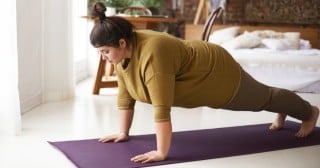 5 posições de yoga que ajudam a fortalecer a imunidade