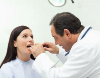 7 sintomas do câncer de boca que você não pode ignorar
