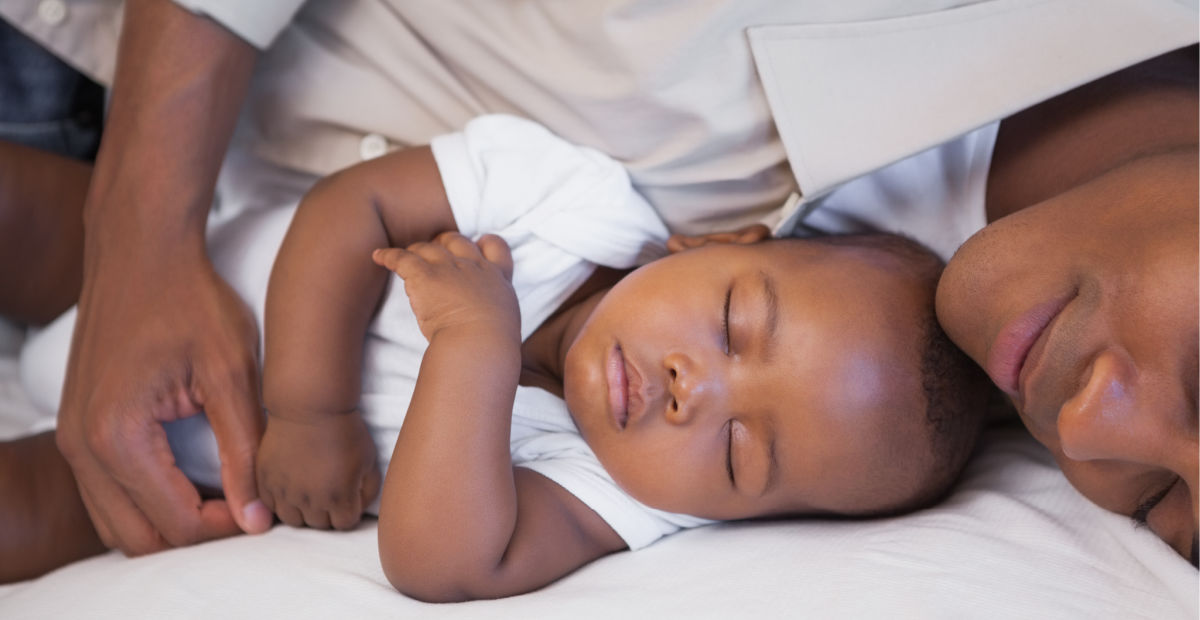 Como podemos ajudar o nosso filho de 2 anos a dormir sozinho na