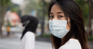 Chinesa é infectada com coronavírus, doença que já causou 17 mortes no país