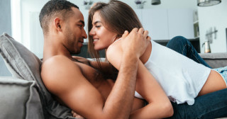 Durante ovulação, mulher percebe maior desejo sexual, mas não muito além disso