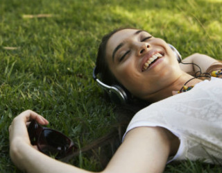 Ouvindo música