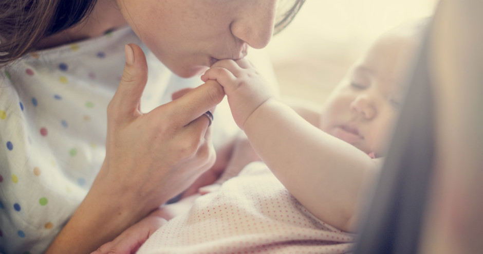 O que fazer se você tem um bebê e está com coronavírus - Créditos: Rawpixel.com/Shutterstock