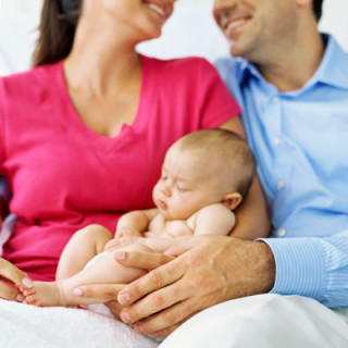 Casal com bebê - Foto Getty Images
