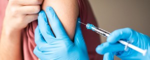 O que se sabe até agora sobre as vacinas da COVID-19 para crianças e adolescentes