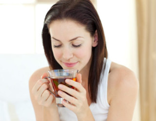 5 formas como o chá contribui para melhorar sua alimentação