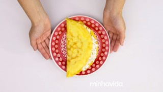 Pão de queijo low carb de frigideira - Foto: Minhavida/Youtube
