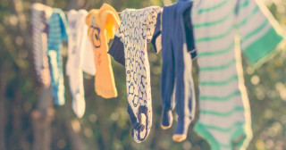 Como lavar as roupas do bebê?