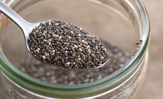 Colher com sementes de chia
