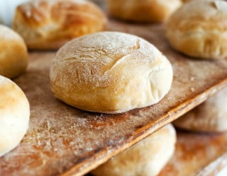 Consumo excessivo de pão branco é equivalente a ingerir glicose