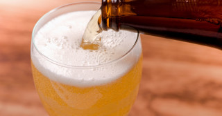 Cerveja contém substância tóxica que pode estar ligada à doença misteriosa