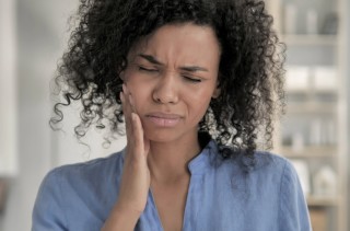 Dor de dente indica problemas que devem ser tratados pelo dentista