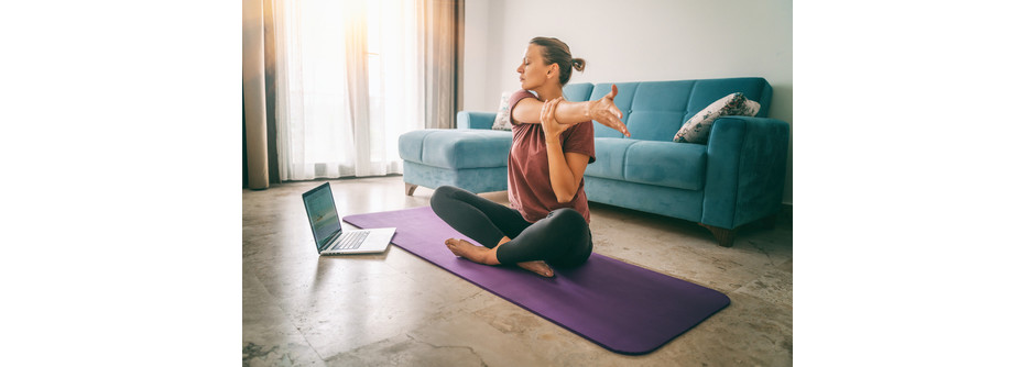 Exercícios em casa (Foto: Shutterstock)
