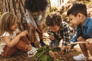 8 formas de ensinar os filhos a ter consciência ambiental e de saúde