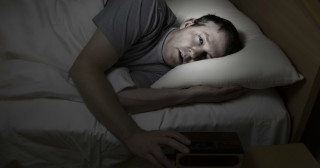Dormir pouco pode deixar as pessoas menos atraentes