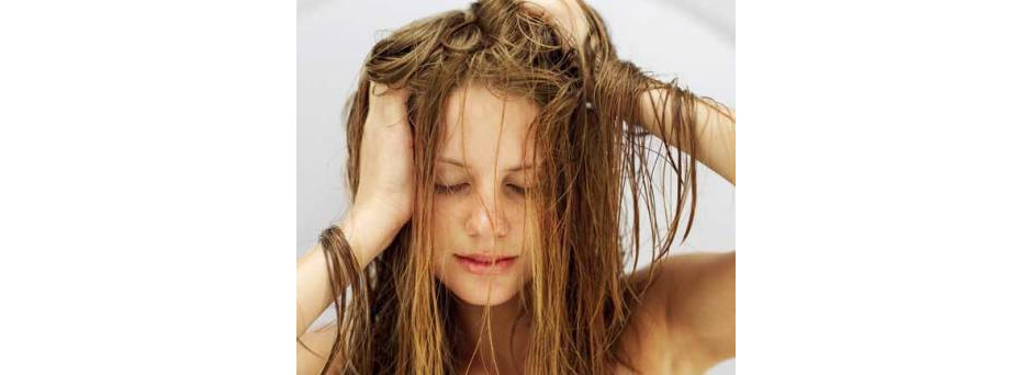 Aumenta o número de mulheres com queda de cabelo