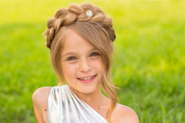 Penteado Infantil Fácil com Tranças e Cabelo Solto