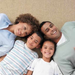 12 hábitos que ajudam a manter a família unida