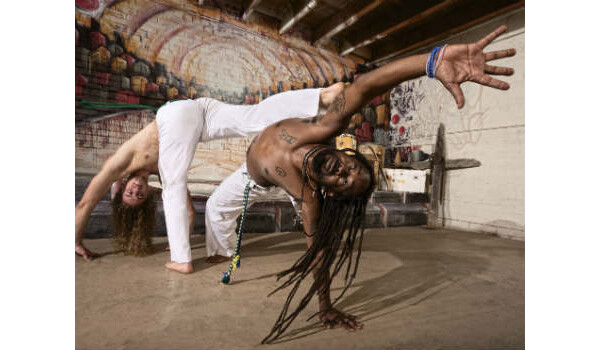 Capoeira: história, origem, o que é, golpes e benefícios