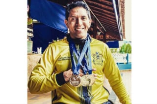 Algumas das medalhas já conquistadas por Luis Carlos - foto: divulgação/facebook