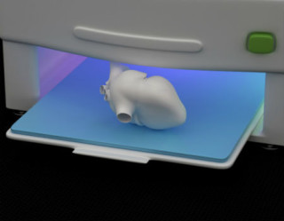Médicos avaliam cirurgia com coração impresso em 3D