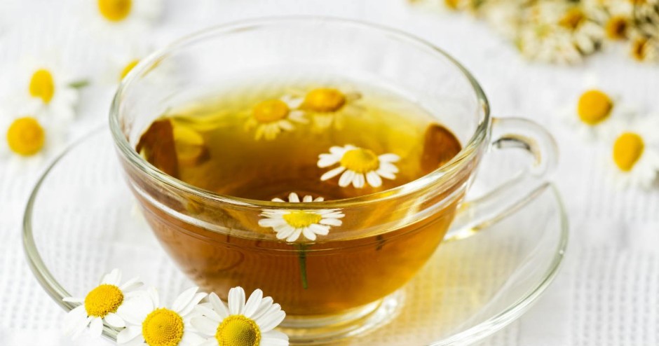 Chá de camomila é um remédio caseiro para diarreia