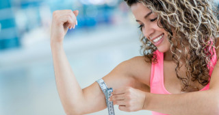 Conheça os exercícios além da musculação pra ganhar massa muscular - Créditos: ESB Essentials/Shutterstock