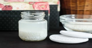 Água de arroz: benefícios para pele e cabelo