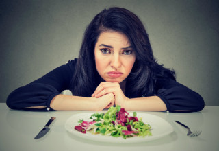 Veja como fazer para não correr risco com as dietas - Créditos: Pathdoc/Shutterstock