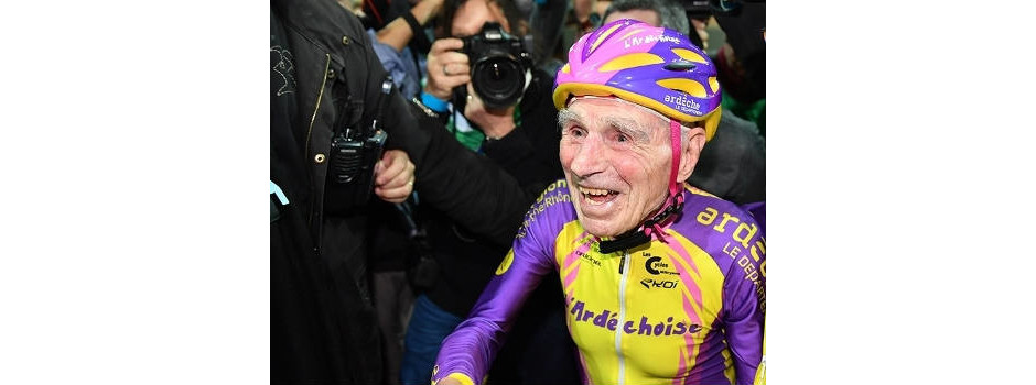 Francês de 105 anos percorreu mais de 22 Km em uma hora