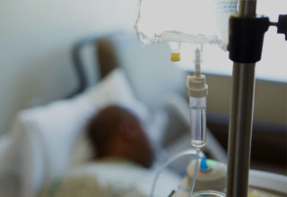Ao apresentar insuficiência renal com alterações neurológicas, procure o pronto-socorro mais próximo - Foto: Shutterstock