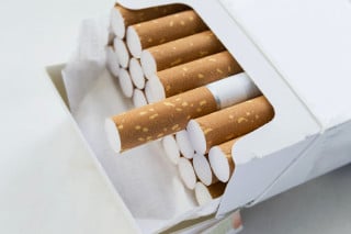pacote de cigarros