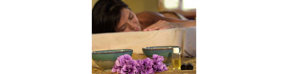 Aromaterapia usa óleos essencias para tratar rinite, dores e estresse