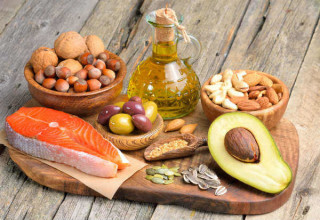 Alimentos com gordura boa - Créditos: Craevschii Family/Shutterstock