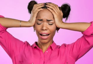 Se os sintomas do estresse te afetam fisicamente e causam preocupações, procure um médico - Foto: Shutterstock