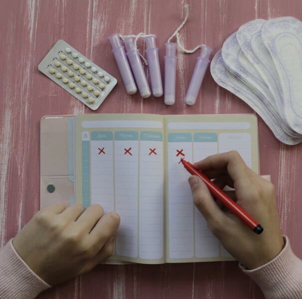 Entenda as causas da menstruação irregular