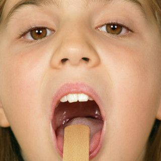 Amigdalite costuma aparecer durante a infância - Foto: Shutterstock