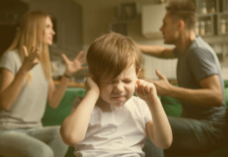 Transtorno do estresse pós-traumático pode aparecer por situação na infância ou adolescência - Foto: Shutterstock