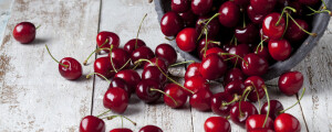 Cereja: conheça 11 benefícios ótimos da fruta e saiba onde encontrá-la